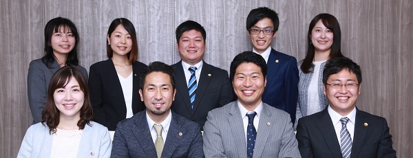 我々ガーディアン法律事務所は直面したトラブルの先にある未来を護ります